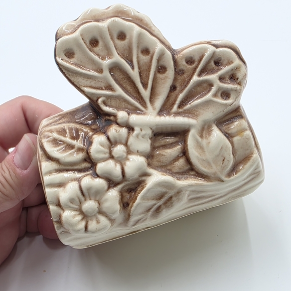 Vintage Shawnee USA #524 Cream and Brown Butterfly Vase Accent Decor - Picture 9 of 9